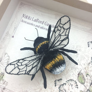 Bumblebee Brooch - White Tailed Bumblebee